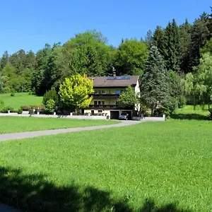 Haus Am Wald Apartment